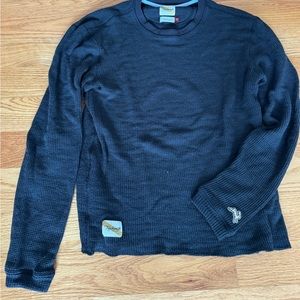 Tracksmith Fells Waffle Mens medium - black 100% Marino